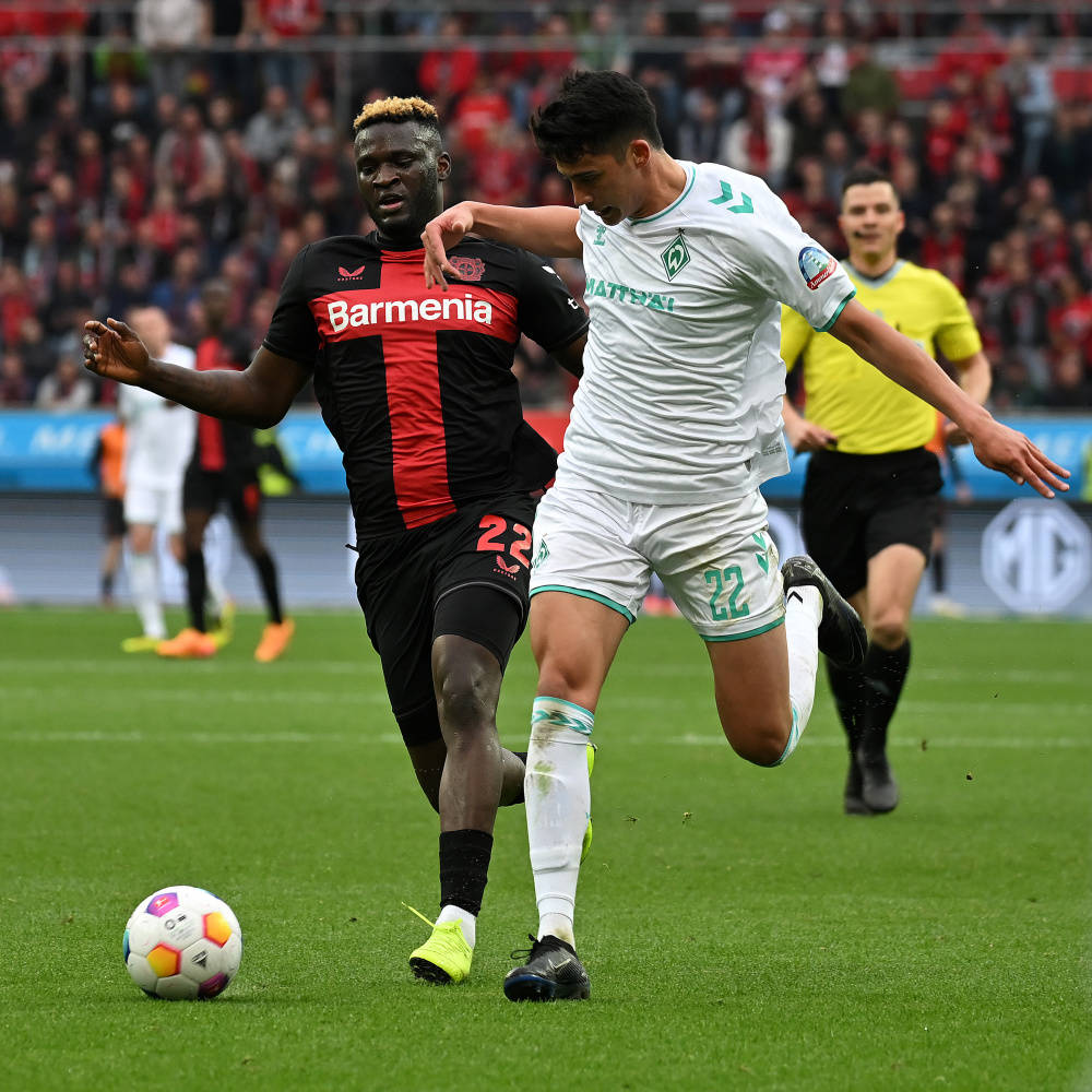 国际比赛日德甲焦点战，上海久事官宣签约，压力陡增，临场指挥获称赞